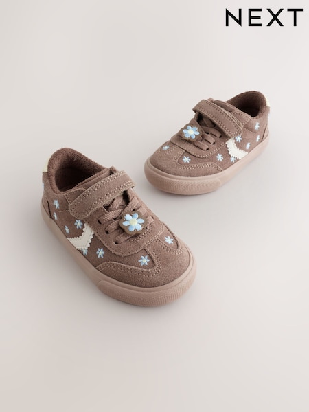 Chocolate Brown Daisy - Touch Fastening Elastic Lace Trainers