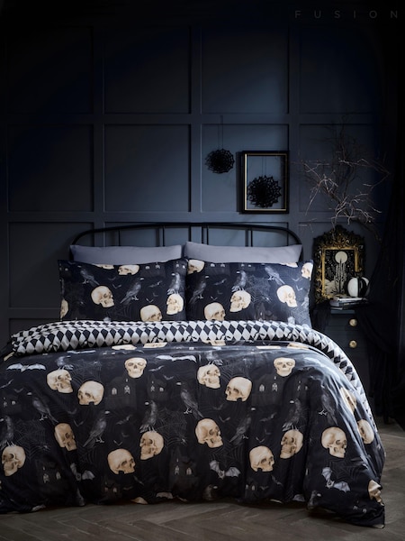 Fusion Gothic Skulls Duvet Cover & Pillowcase Set
