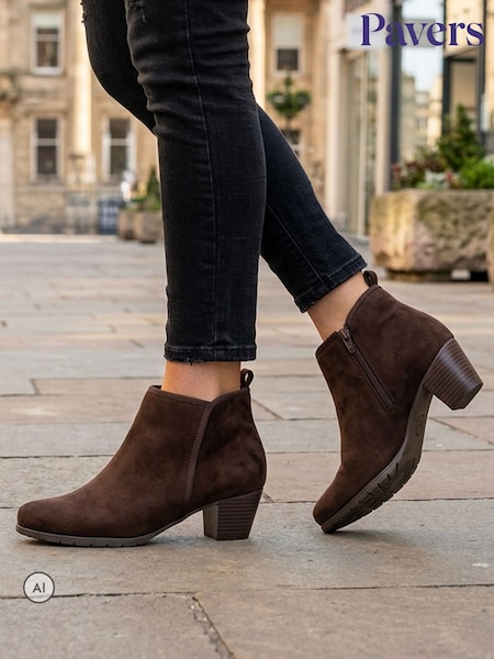 Brown - Pavers Heeled Short Ankle Boots