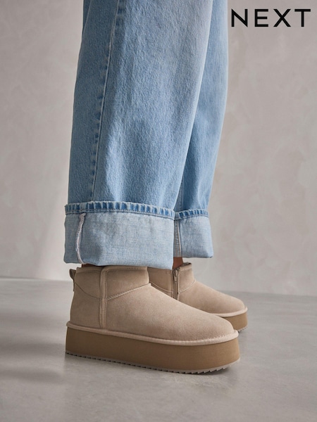 Neutral Shower Repellent Suede Faux Fur Lined Super Platform Boots (448810) | £49