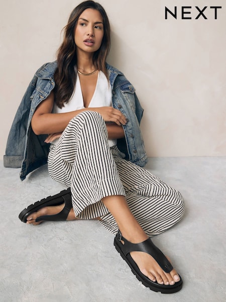 Black Leather Toe Thong Footbed Sandals (451175) | £36