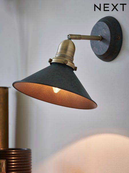 Brass Detroit Wall Light (524730) | £35