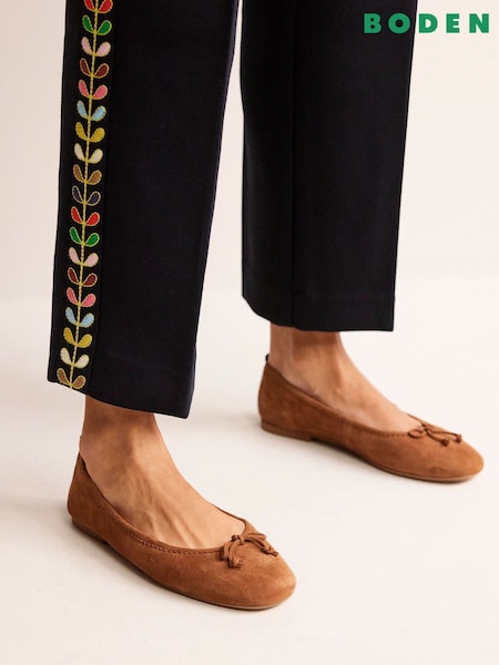 Boden Light Brown Kitty Flexi Sole Ballet Pumps (544469) | £90