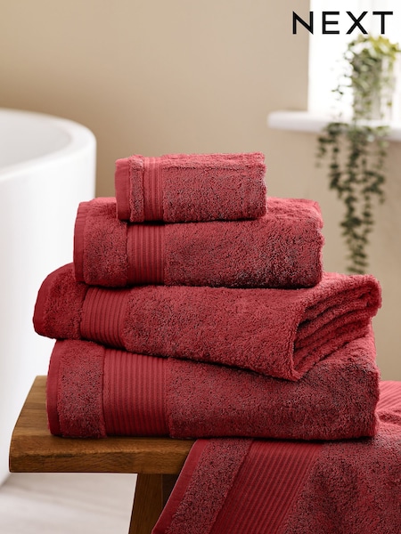 Red Berry Egyptian Cotton Towel (568853) | £6 - £26