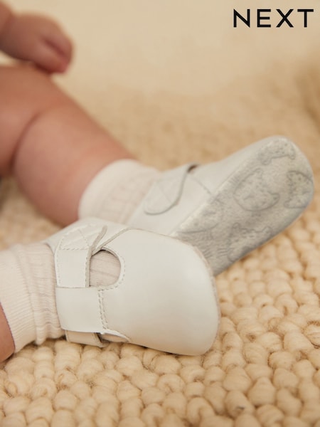 White Baby Leather T-Bar Shoes (0-24mths) (610654) | £12