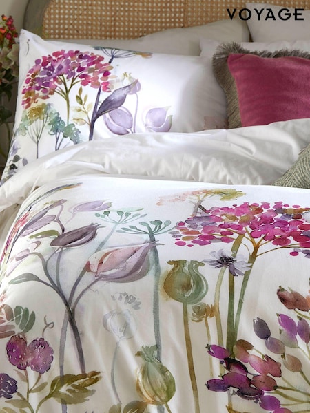 Voyage Set of 2 Cream Country Hedgerow Country Hedgerow 100% Cotton Pillowcases (624082) | £25