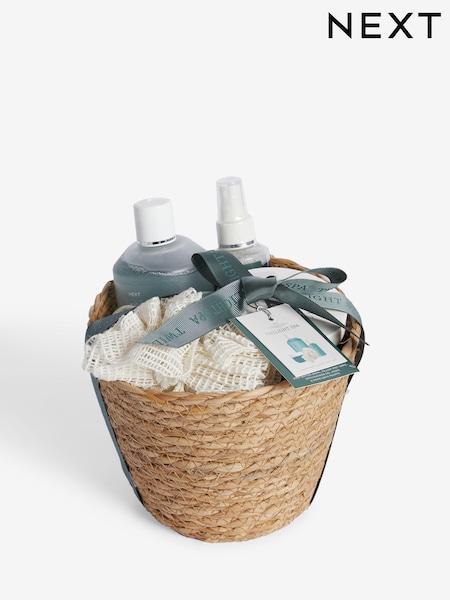 Country Luxe Bath & Body Gift Basket (624634) | £25