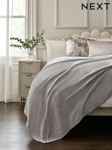 Silver Plush Fleece Throw (625539) | £12 - £34