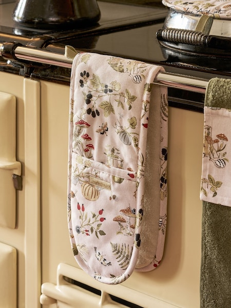 Sophie Allport Autumn Forage Double Oven Glove