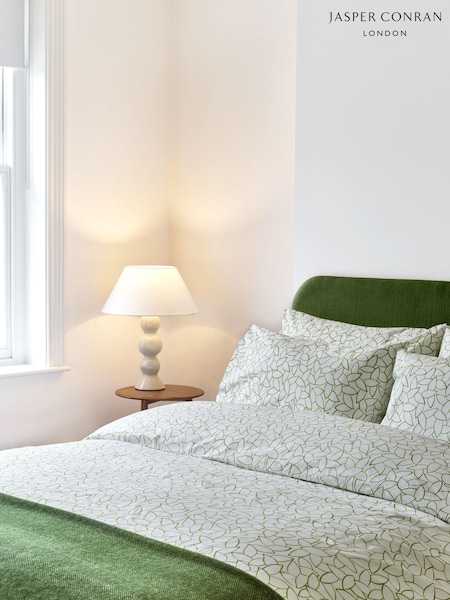 Jasper Conran London Set of 2 Green Leaves 200 Thread Count 100% Cotton Pillowcases (648796) | £25