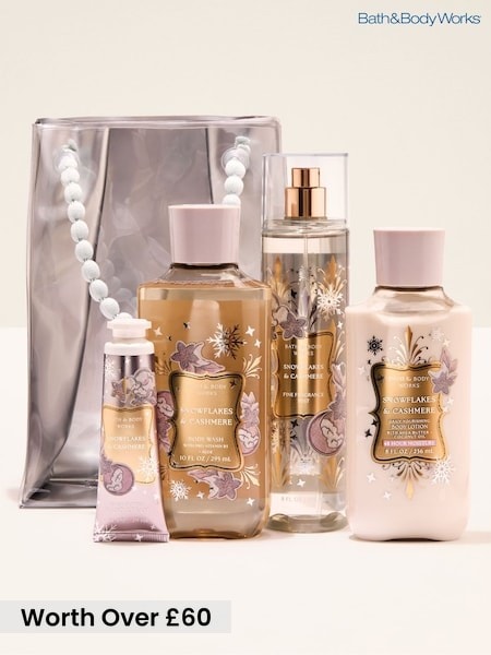 Snowflakes and Cashmere - Bath & Body Works Winter Candy Apple Gift Set (worth Over £60)