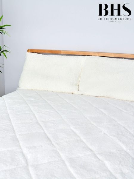 BHS Super Soft & Warm Fleece Mattress Protector (674747) | £25 - £40