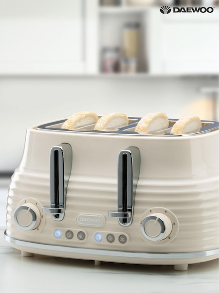 Daewoo Cream Sienna 4 Slice Toaster (675719) | £80