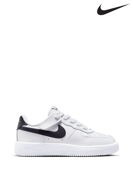Nike White/Black Junior Air Force 1 Low EasyOn Trainers (678201) | £55