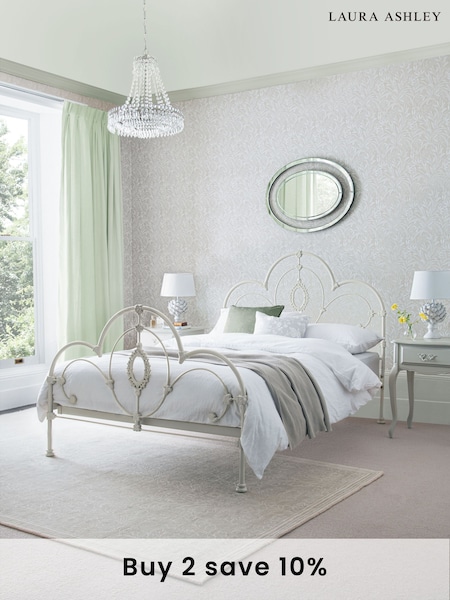 Laura Ashley Ivory Somerset Metal Bed Frame (6841Q0) | £500 - £650