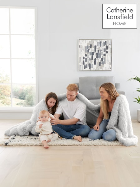 Catherine Lansfield Grey Extra Large Cuddly Deep Pile Faux Fur Family Size Throw (751211) | £50