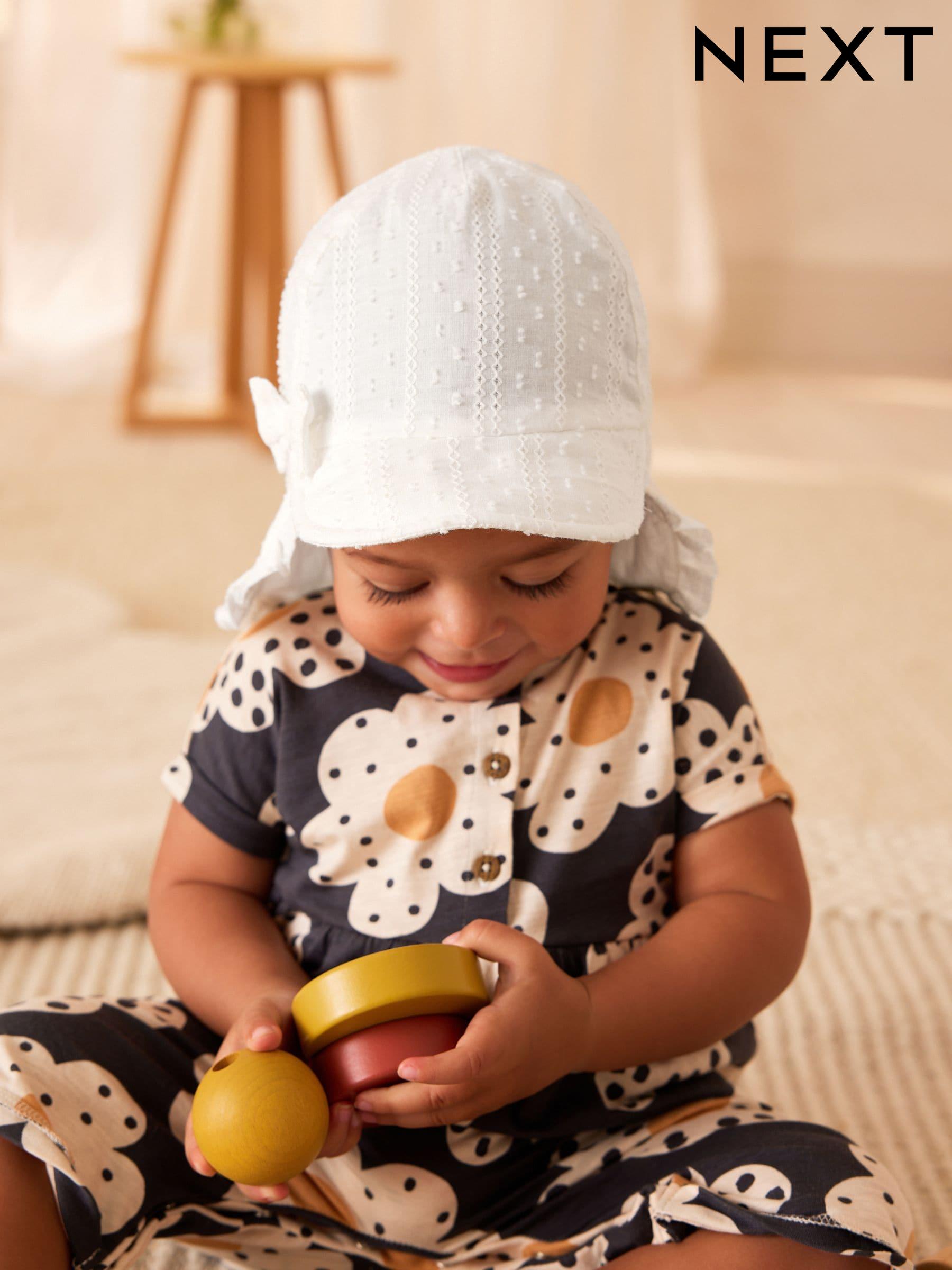Baby hat online discount
