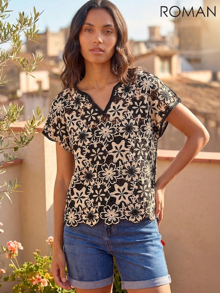 Black - Roman Floral Crochet Knit Top