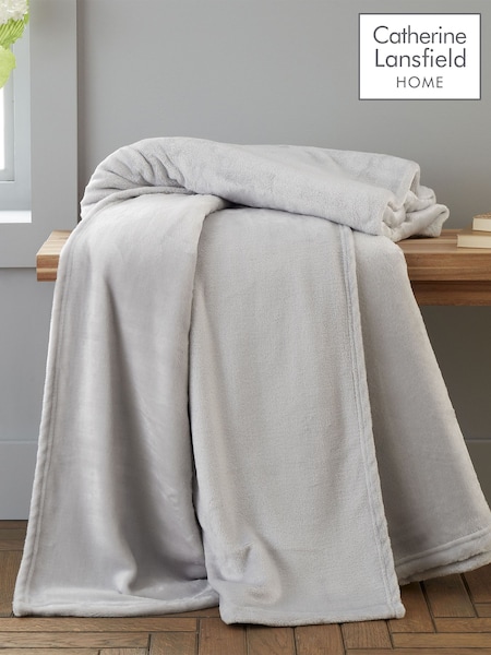 Catherine Lansfield Silver Raschel Velvet Touch Plush Extra Large Throw (877029) | £22