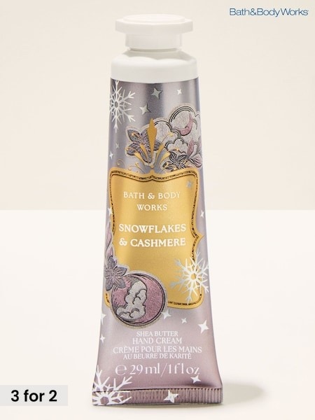 Snowflakes and Cashmere - Bath & Body Works Hand Cream 29ml