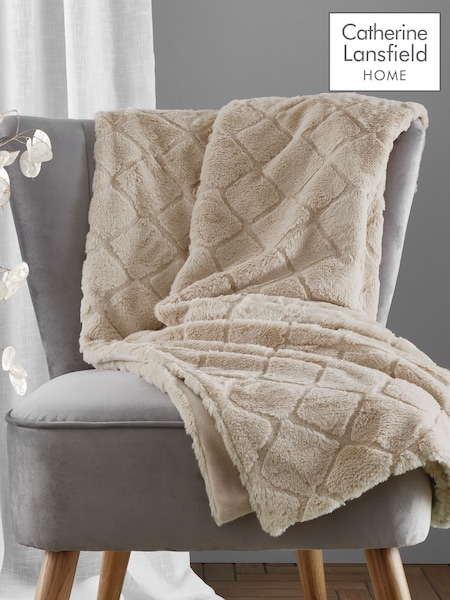 Catherine Lansfield Natural Teddy Cosy and Soft Diamond Fleece Throw (921635) | £27