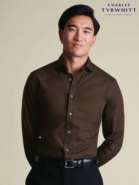 Chocolate Brown - Regular Charles Tyrwhitt Classic Fit Non Iron Herringbone 100% Cotton Shirt