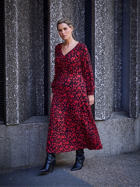 Red - Live Unlimited Ditsy Print V-neck Jersey Dress