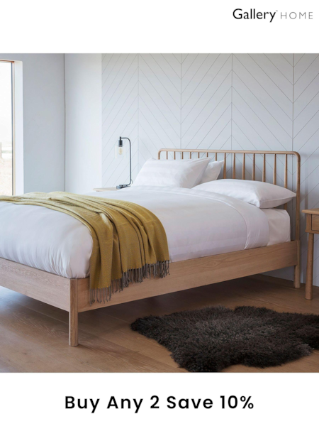 Gallery Home Light Wood Virginia Spindle Bed (A09775) | £1,250 - £1,500