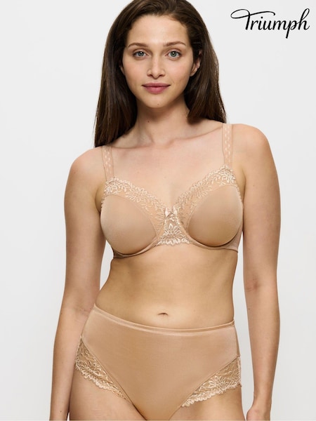 Triumph Ladyform Soft Minimiser Wired Bra (A37644) | £48