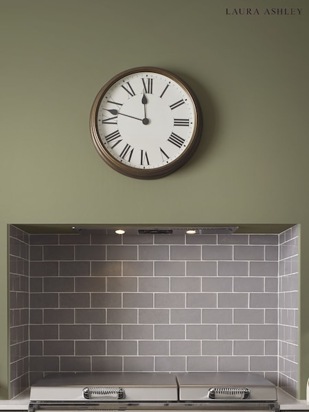 Laura Ashley Hedgerow Green 2.5 Litre Kitchen And Bathroom Paint (A40008) | £46