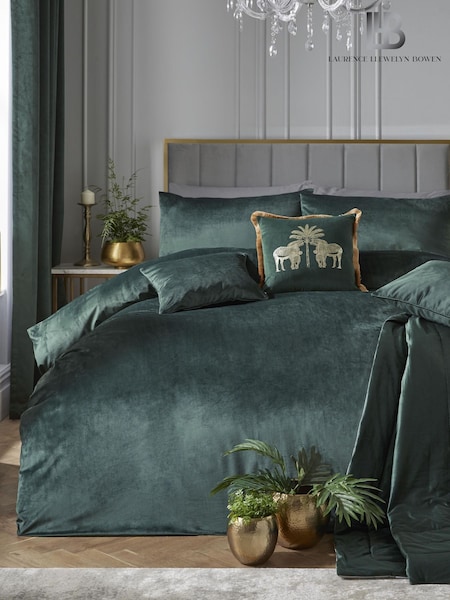 Laurence Llewelyn-Bowen Green Montrose Velvet Duvet Cover Set (A62942) | £55 - £70