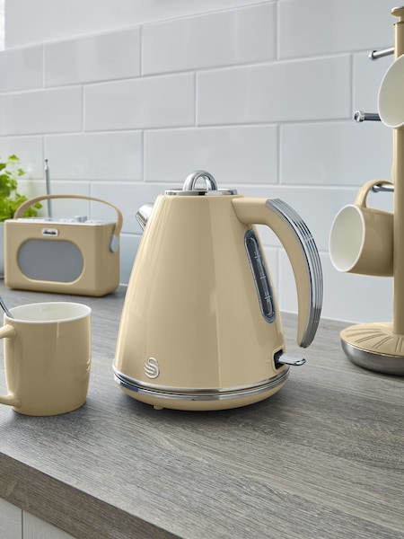 Swan Cream 1.5L Cream Jug Kettle 3kW (A76720) | £40