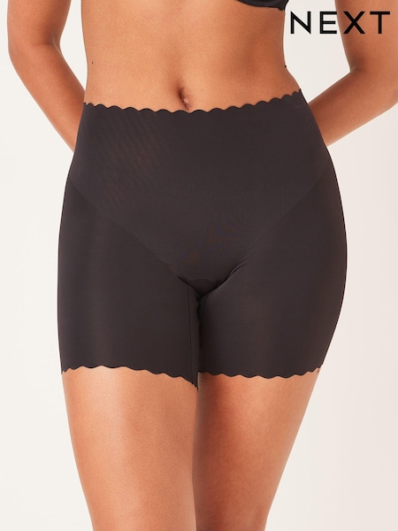 Black Scallop Tummy Control & Thigh Smoothing Briefs (A81464) | £20