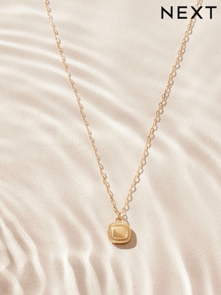 Gold Tone Stainless Steel Square Pendant Necklace (AA1629) | £22