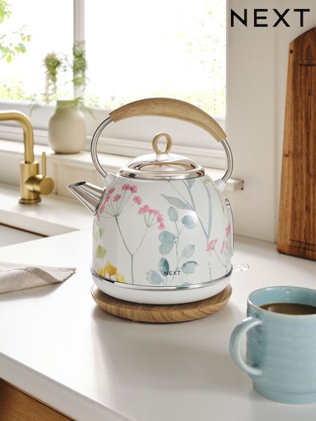Multi Floral Malvern Kettle (AA2110) | £55