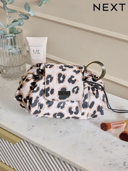 Lay Flat Drawstring Makeup Bag (AA5942) | £14