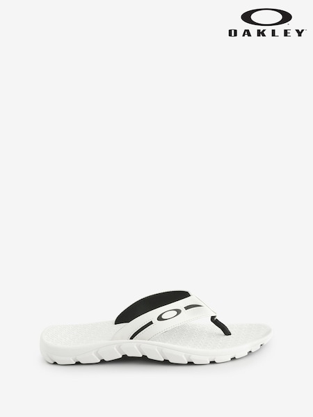 Oakley Operative White Sandals 2.0 (AA6672) | £39