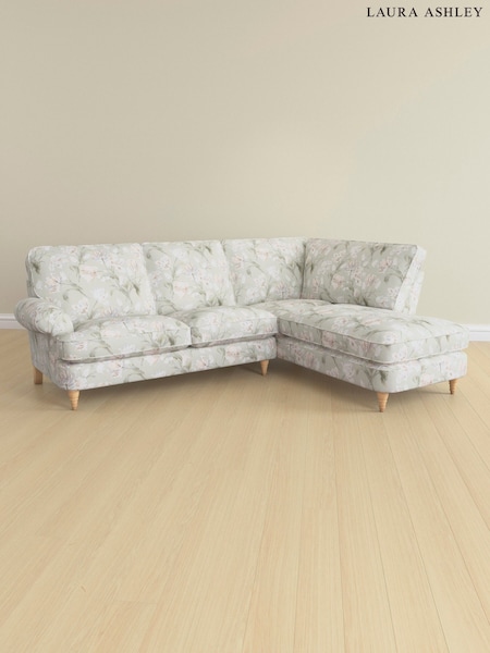 Gosford/Sage Green Beaumaris By Laura Ashley (AA9882) | £2,250