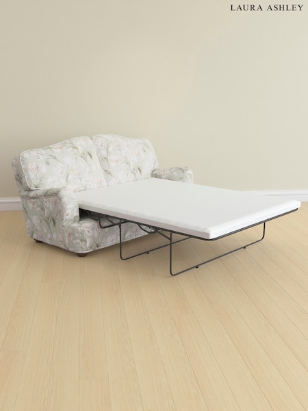 Gosford/Sage Green Lynden By Laura Ashley (AA9884) | £1,800