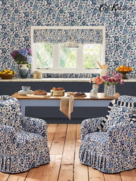 Cath Kidston Blue Strawberry Garden 10M Wallpaper (AB3305) | £42
