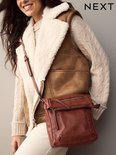 Tan Brown Washed Messenger Bag (AB3552) | £24