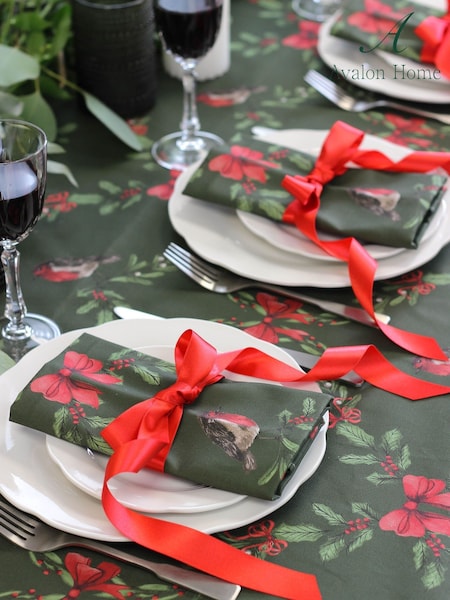 Avalon Home Green Garlands 100% Cotton Tablecloth (AB6194) | £84