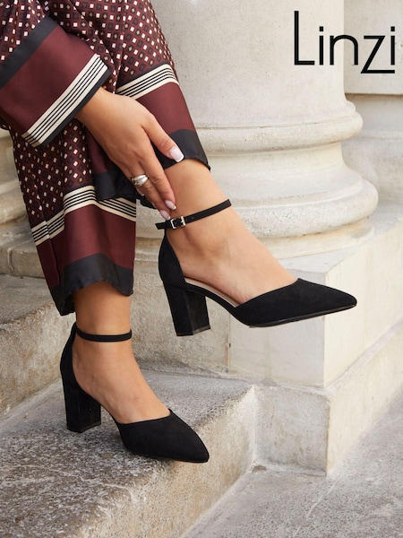 Linzi Black Wide Fit Davina Wide Fit Closed Back Court Block Shoes (AB9011) | £38