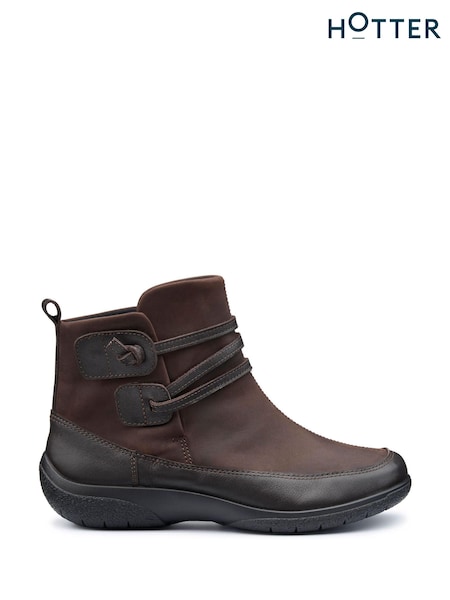 Hotter Brown Rumble Stud Wide Fit Boots (AC5864) | £99