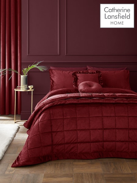 Catherine Lansfield Raspberry Red Kingsley So Soft Matt Velvet Quilted Bedspread (AD3071) | £45