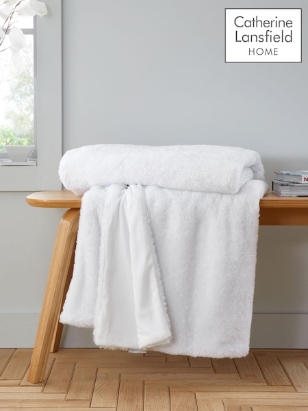 Catherine Lansfield White Soft and Cosy Glamour Faux Fur Throw (AD3384) | £27