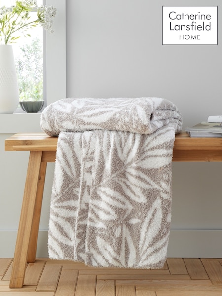 Catherine Lansfield Natural Soft and Cosy Sorrel Leaves Throw (AD3405) | £33