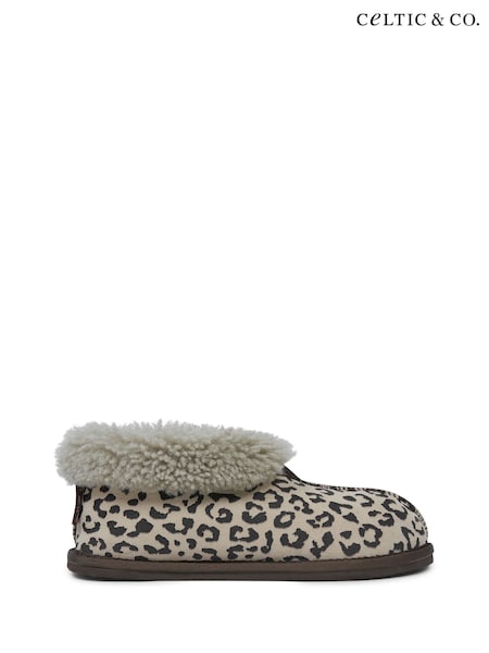 Celtic & Co. Ladies Sheepskin Bootee Brown Slippers (AD4636) | £89