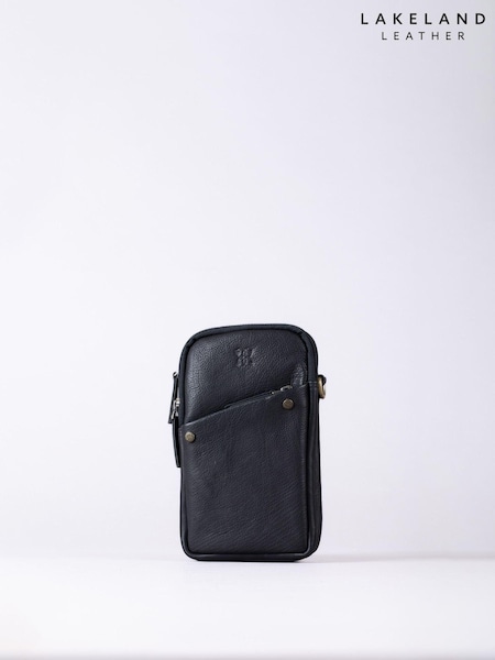 Lakeland Leather Black Harstone Travel Bag (AD9336) | £40