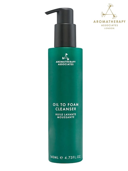 Aromatherapy Associates Oil to Foam Cleanser 140ml (AE0476) | £50